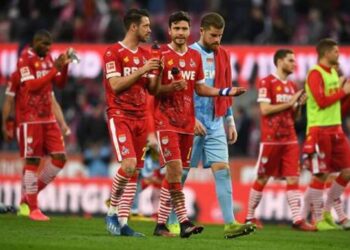 Bundesliga, tre positivi nel Colonia. Gli allenamenti proseguono.