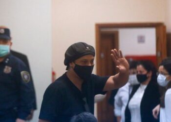 Ronaldinho torna in Brasile dopo mesi di prigione