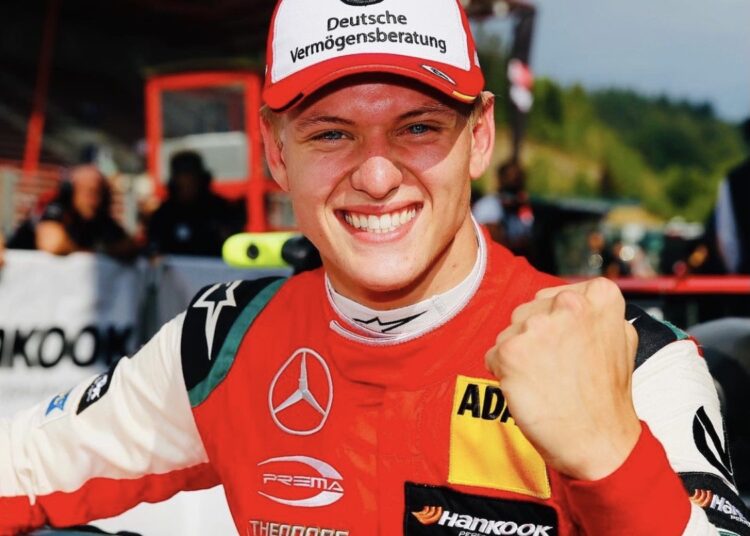 F1: Mick Schumacher firma con la Haas