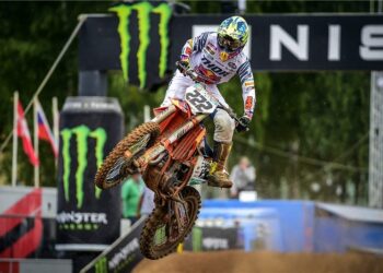 Motocross, Tony Cairoli operato al ginocchio.