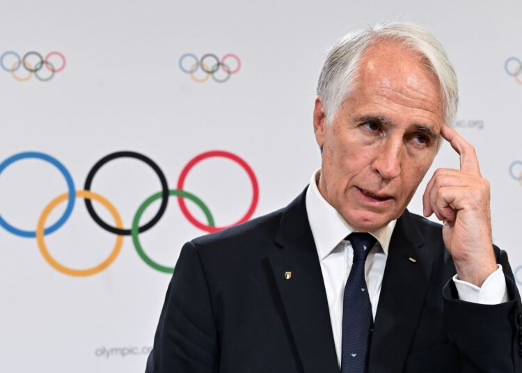 Restano solo 24 ore per salvare il Coni.