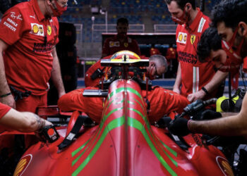 F1: 3º giorno di test in Bahrein, Verstappen è il più veloce, la Ferrari in lenta ripresa