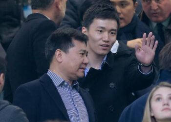 Calcio cinese allo sbando: il Jiangsu FC si ferma.