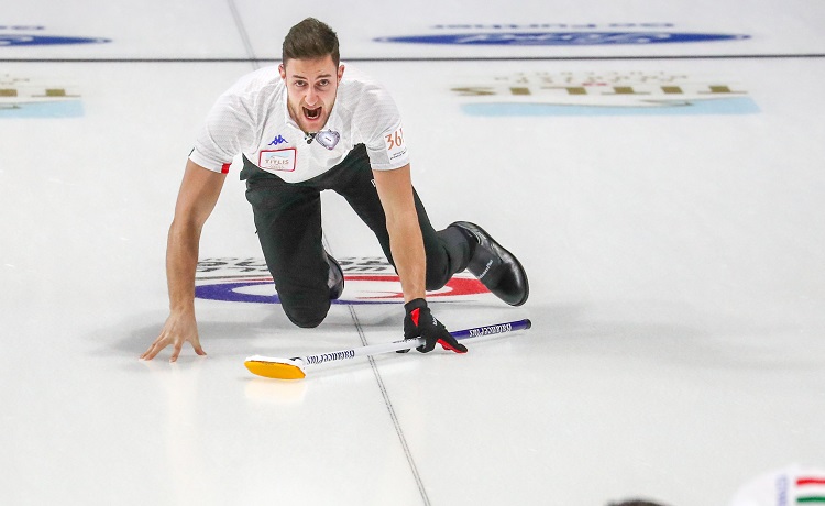 Curling, Italia in piena lotta per il pass olimpico.