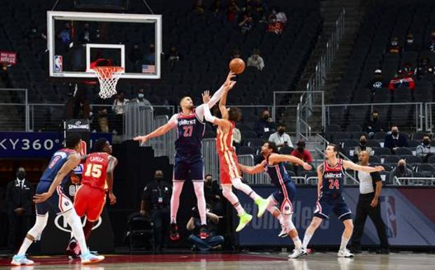 NBA, Hawks e Knicks volano ai Playoff del 22 maggio.