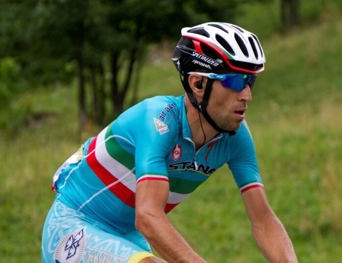 Vincenzo Nibali torna nel Team Astana per la stagione 2022.