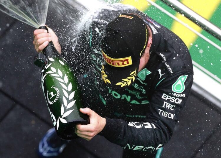 Formula 1: Bottas vince in Turchia, la Ferrari si risveglia