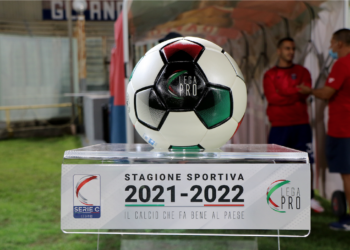 Serie C, termina 0-0 il posticipo tra Catanzaro e Palermo