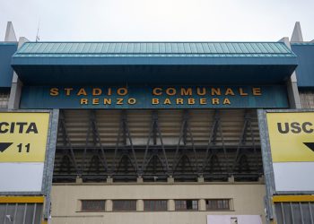 Ore 14.30, Palermo-Taranto. Ospiti in cerca di punti salvezza in Sicilia, i rosanero puntano in alto