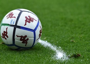 Ore 18:30, Cosenza – Lecce. I salentini devono tornare a vincere per non perdere il treno promozione.￼