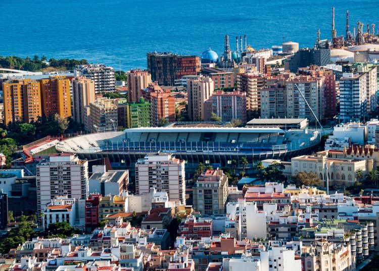 Tenerife – Huesca. Contro il Huesca, il Tenerife deve vincere per consolidare la zona playoff.￼