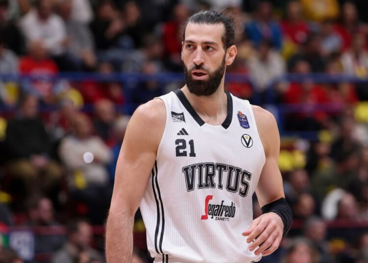 playoff basket